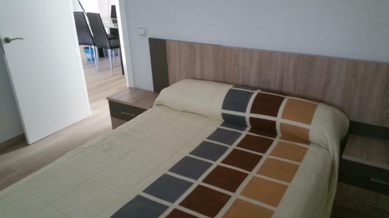 Apartamentos La Vaguada Suites Madrid Exteriör bild