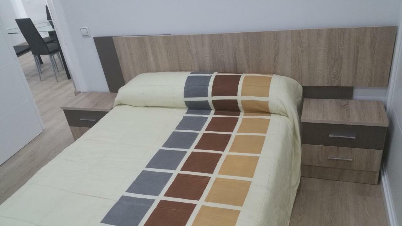 Apartamentos La Vaguada Suites Madrid Exteriör bild