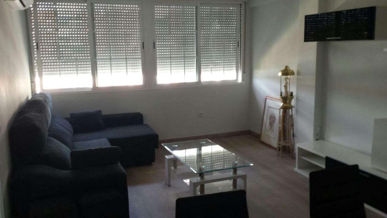 Apartamentos La Vaguada Suites Madrid Exteriör bild