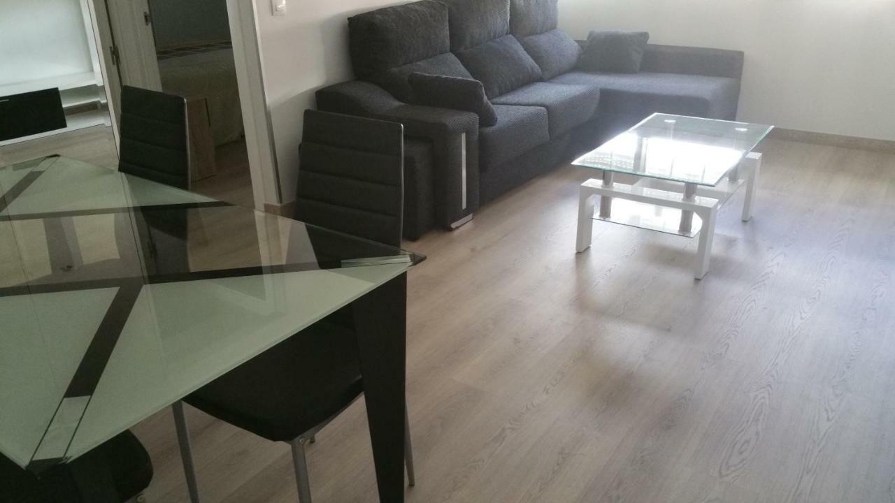 Apartamentos La Vaguada Suites Madrid Exteriör bild