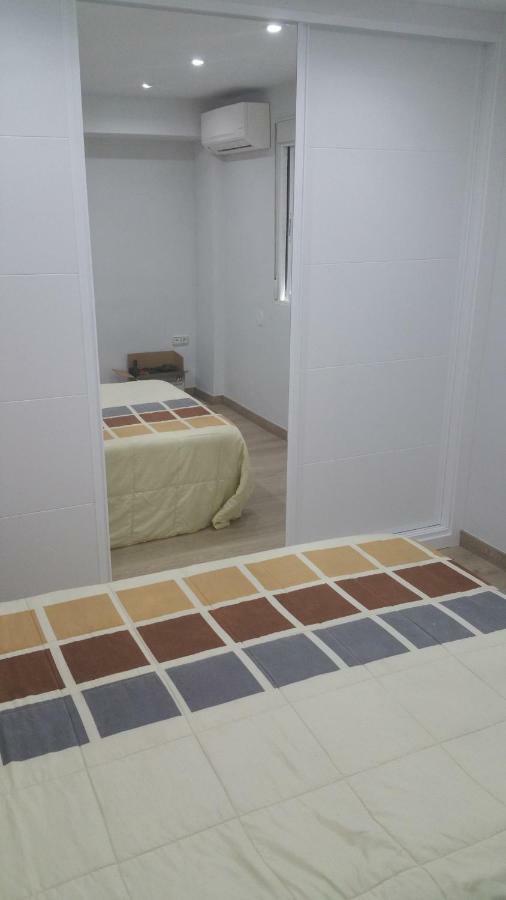Apartamentos La Vaguada Suites Madrid Exteriör bild